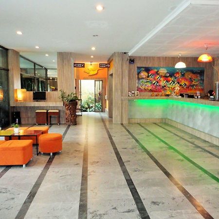La Moon At Phuket - Sha Extra Plus Eksteriør billede